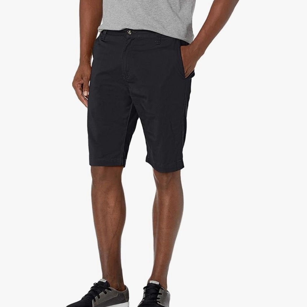 Volcom Vmonty Stretch Chino Short. Men’s size 40 waist. Brand new with Tags.